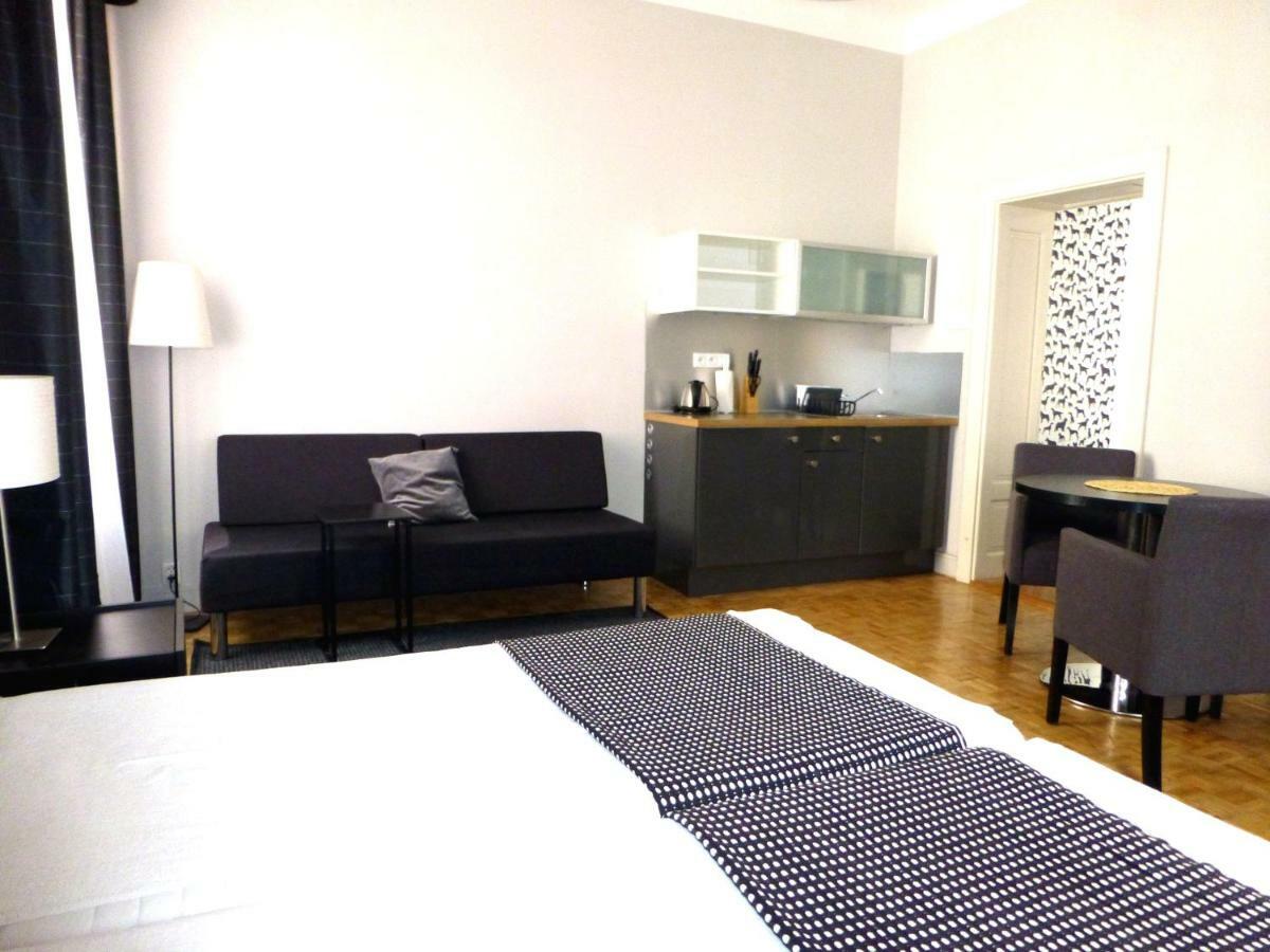 7 Rooms Mtp Poznaň Exteriér fotografie